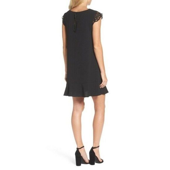 Women's Felicity & Coco Lucy Lace Sleeve Shift Dress Black Size S Cap NWT - Picture 2 of 9